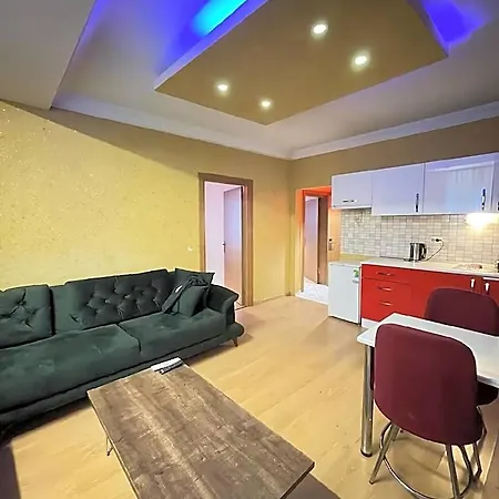 Hotel Artura 5*