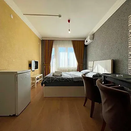 Hotel Artura 5*