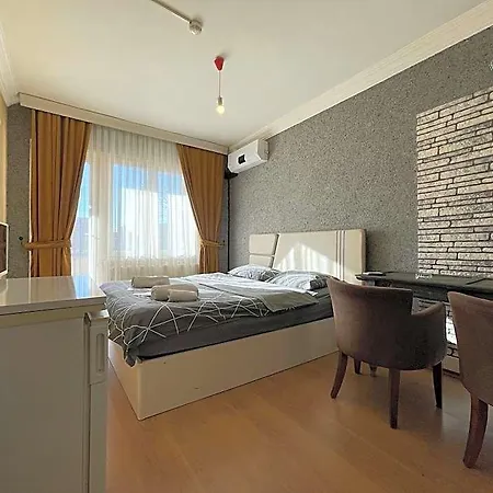 Artura מלון 5*