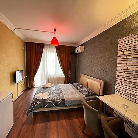 Artura 5*